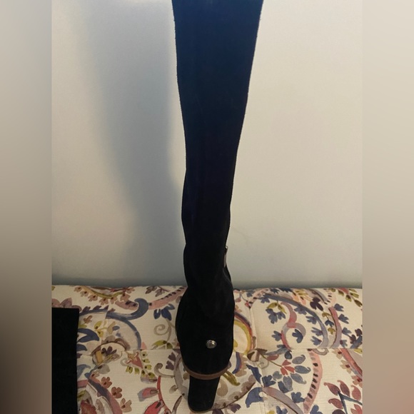 NWOT - Banana Republic Tall Suede Slouchy Boot - Picture 4 of 5